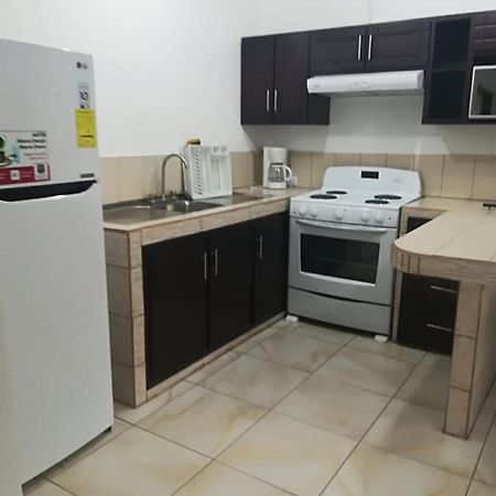 Apartamento Lopez Y Azofeifa Portete Eksteriør bilde