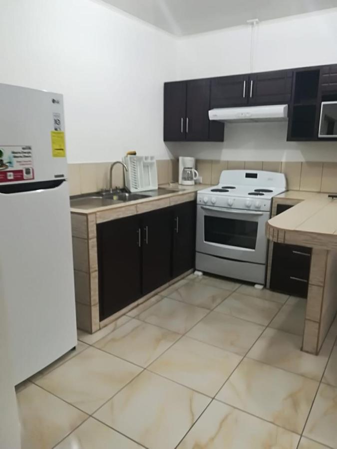Apartamento Lopez Y Azofeifa Portete Eksteriør bilde